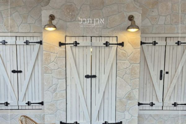 עיצוב קירות עם אבן לקט