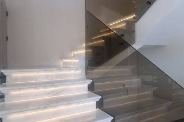 אבנים למדרגות פנים