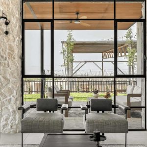 הבית בתקומה - חיפוי טבעי מדגם רוק פייס קלאסיק