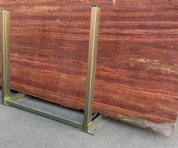 טרוורטין ויין קאט אדום